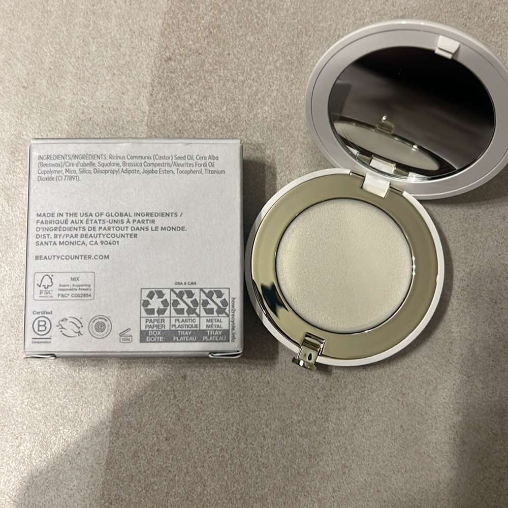 Beautycounter cheeky clean highlighting balm